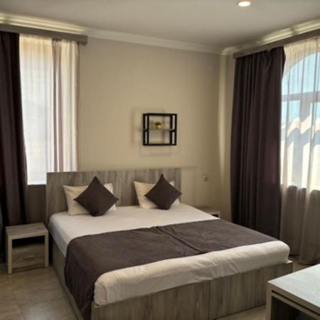 Hotel Menua 예레반 외부 사진