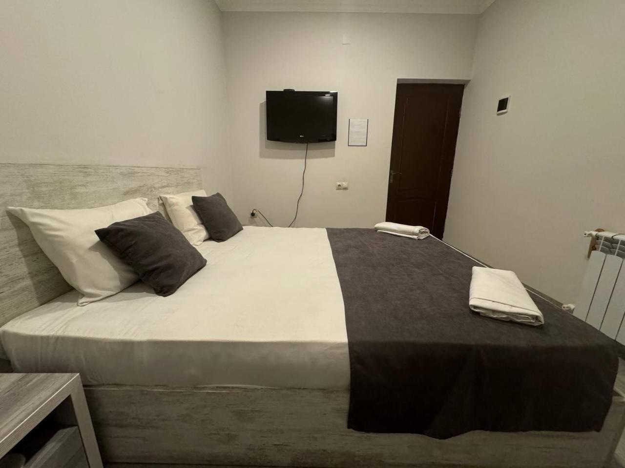 Hotel Menua 예레반 객실 사진