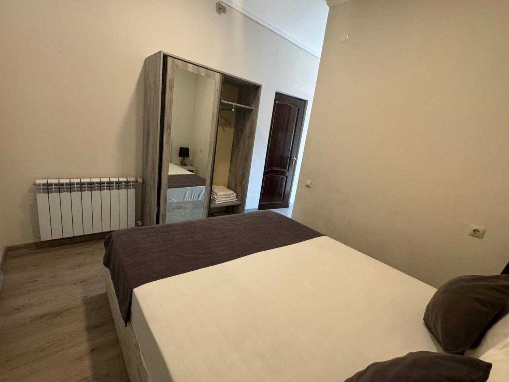 Hotel Menua 예레반 외부 사진